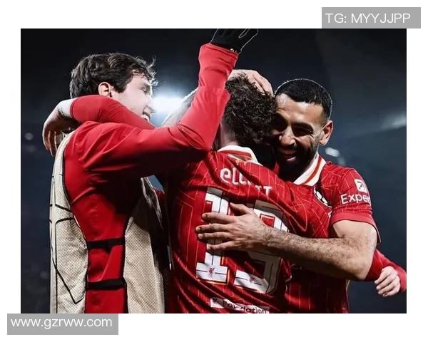 巴萨与利物浦激战正酣球迷期待精彩进球与逆转剧情